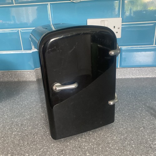 Black mini fridge ideal for - ideal,